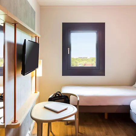 Ibis Budget Maastricht Hotel 2*